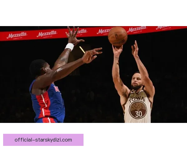 库里因膝酸痛提前退场 对阵活塞比赛缺席